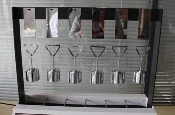 運用濟南国产欧美日韩精品a在线观看科技研發的CZY-6S測試不幹膠標簽的持粘性過程分享